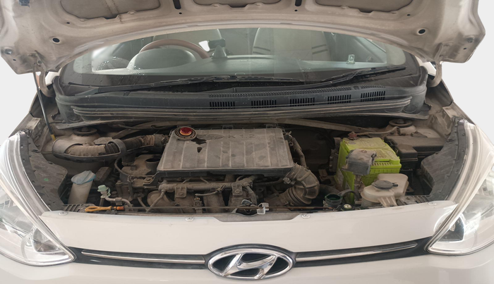 2015 Hyundai Grand i10 SPORTZ 1.2 KAPPA VTVT, Petrol, Manual, 1,16,650 km, exterior