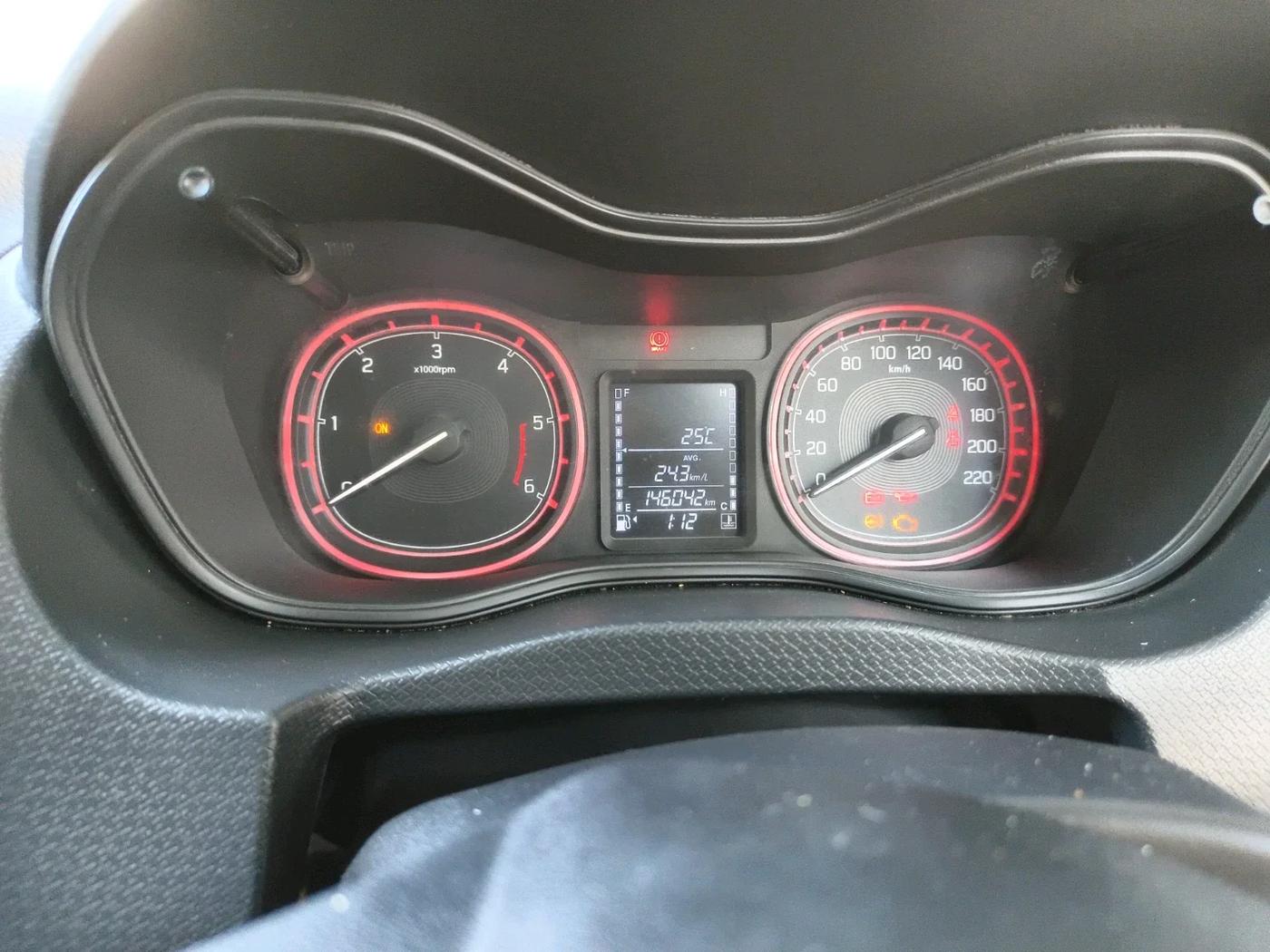 2016 Maruti Vitara Brezza ZDI PLUS, Diesel, Manual, 1,76,238 km, interior