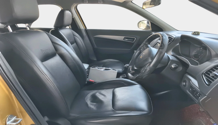 2016 Maruti Vitara Brezza ZDI PLUS, Diesel, Manual, 1,46,042 km, interior