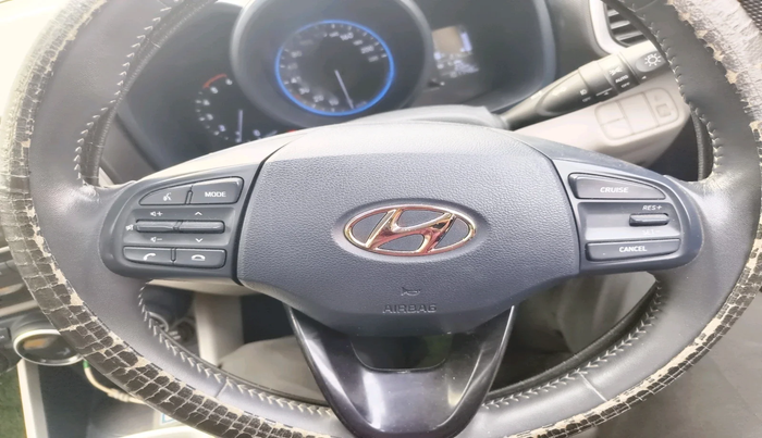 2019 Hyundai VENUE SX 1.4 CRDi DUAL TONE, Diesel, Manual, 1,01,748 km, interior