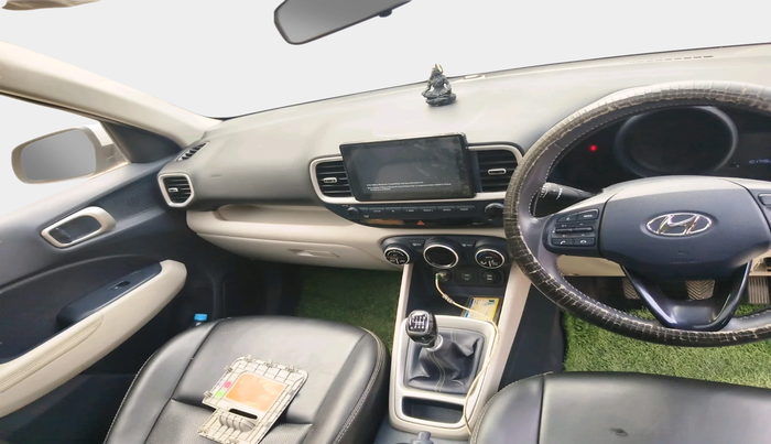 2019 Hyundai VENUE SX 1.4 CRDi DUAL TONE, Diesel, Manual, 1,01,748 km, interior