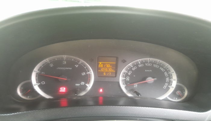 2014 Maruti Swift VDI, Diesel, Manual, 1,04,570 km, interior