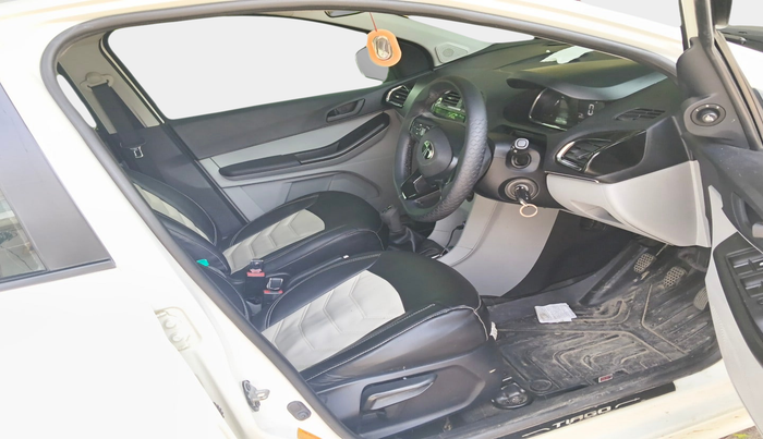 2024 Tata Tiago XT CNG, Petrol, Manual, 36,985 km, interior