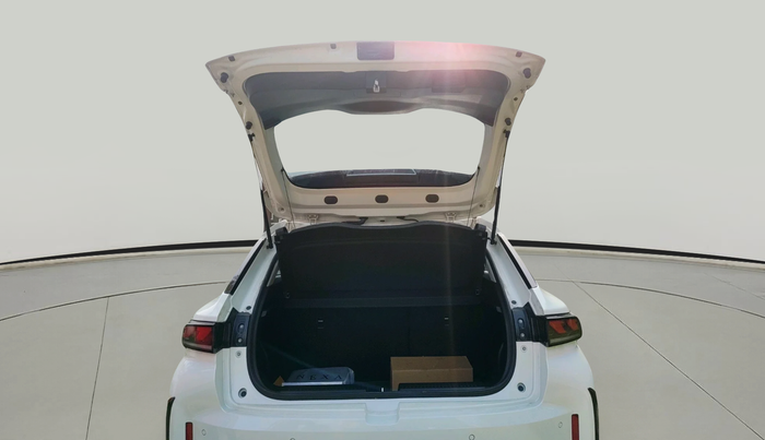 2024 Maruti FRONX ZETA 1.0L TURBO 6 AT, Petrol, Automatic, 1,040 km, exterior