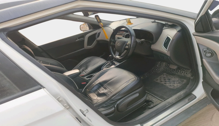 2015 Hyundai Creta SX PLUS AT 1.6 DIESEL, Diesel, Automatic, 1,87,747 km, interior