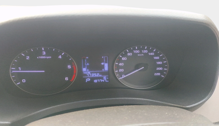 2015 Hyundai Creta SX PLUS AT 1.6 DIESEL, Diesel, Automatic, 1,87,747 km, interior