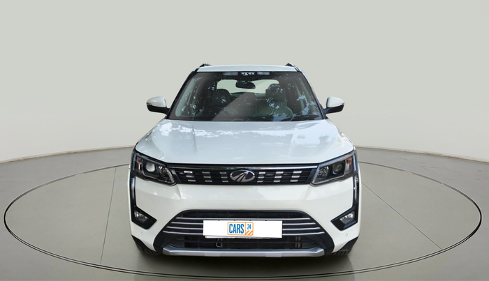 2020 Mahindra XUV300 W8 (O) 1.5 DIESEL, Diesel, Manual, 69,333 km, exterior