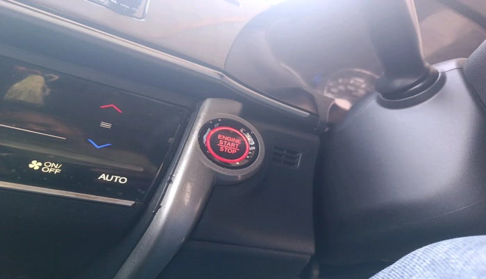 2017 Honda City 1.5L I-VTEC V MT, Petrol, Manual, 1,35,597 km, interior