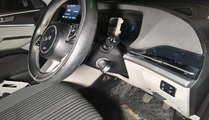 2023 KIA CARENS PRESTIGE 1.5 DIESEL IMT 7 STR, Diesel, Manual, 36,987 km, interior