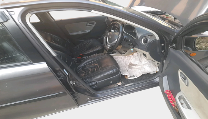 2017 Maruti Alto K10 VXI, Petrol, Manual, 1,27,538 km, interior