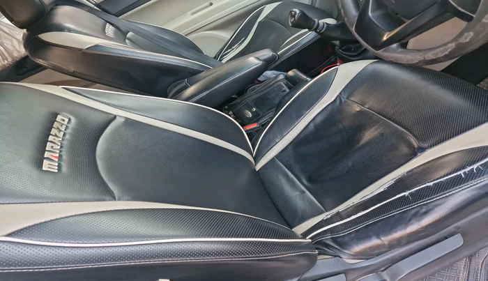 2019 Mahindra MARAZZO M4 7 STR, Diesel, Manual, 1,12,394 km, interior