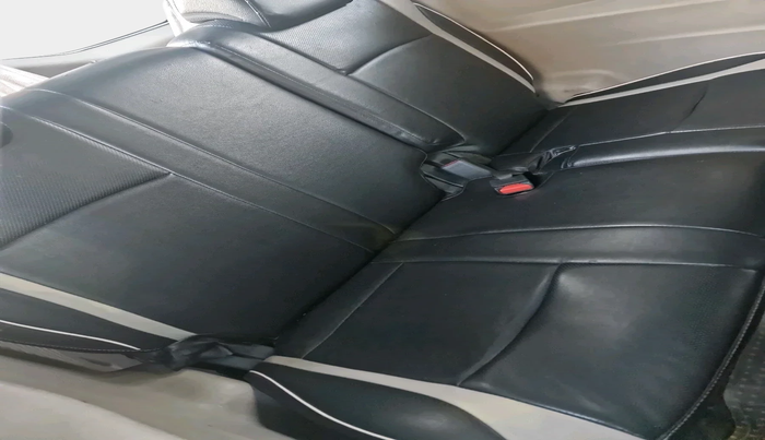 2019 Mahindra MARAZZO M4 7 STR, Diesel, Manual, 1,12,394 km, interior