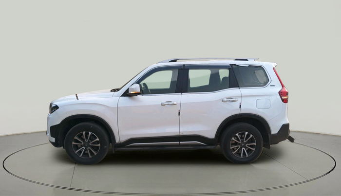 2024 Mahindra SCORPIO-N Z8 DIESEL MT 2WD 7 STR, Diesel, Manual, 39,163 km, exterior