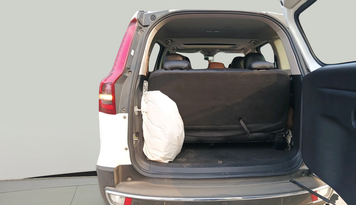 2024 Mahindra SCORPIO-N Z8 DIESEL MT 2WD 7 STR, Diesel, Manual, 39,163 km, exterior