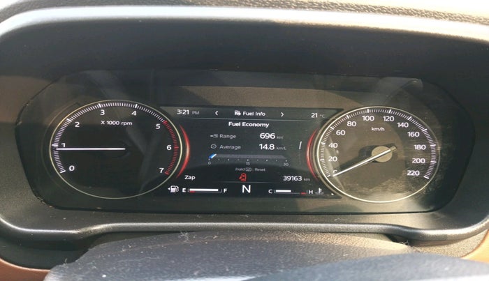 2024 Mahindra SCORPIO-N Z8 DIESEL MT 2WD 7 STR, Diesel, Manual, 39,163 km, interior