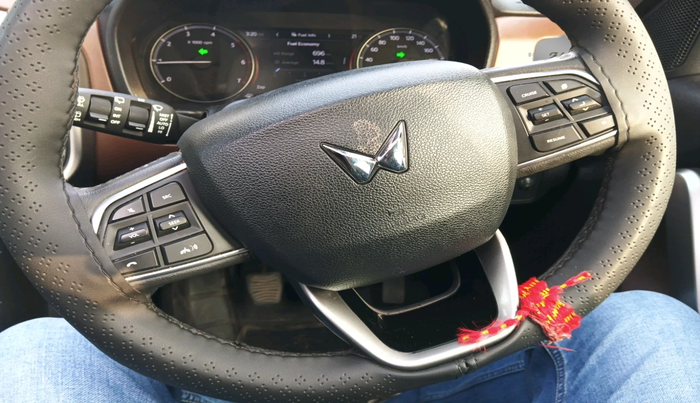 2024 Mahindra SCORPIO-N Z8 DIESEL MT 2WD 7 STR, Diesel, Manual, 39,163 km, interior