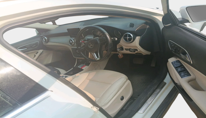2014 Mercedes Benz GLA Class 200 CDI SPORT, Diesel, Automatic, 98,539 km, interior