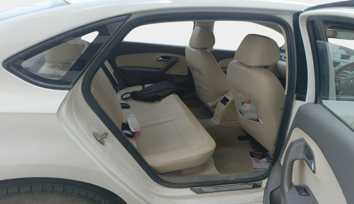 2015 Volkswagen Vento HIGHLINE DIESEL 1.5, Diesel, Manual, 98,678 km, interior