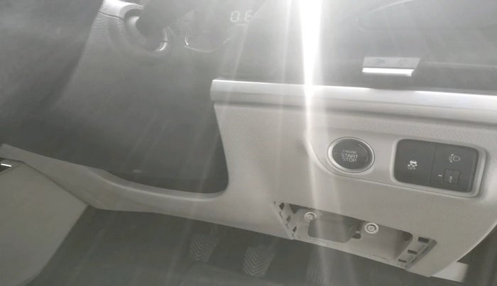 2022 KIA CARENS PRESTIGE PLUS 1.4 PETROL 7 STR, Petrol, Manual, 23,272 km, interior