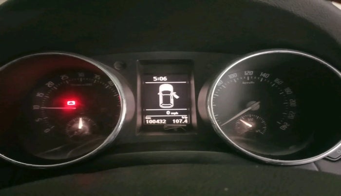 2013 Skoda Yeti ACTIVE 2.0 TDI CR 4X2, Diesel, Manual, 1,00,432 km, interior