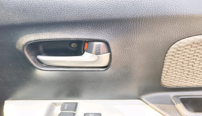 2013 Maruti Wagon R 1.0 LXI, Petrol, Manual, 50,596 km, interior