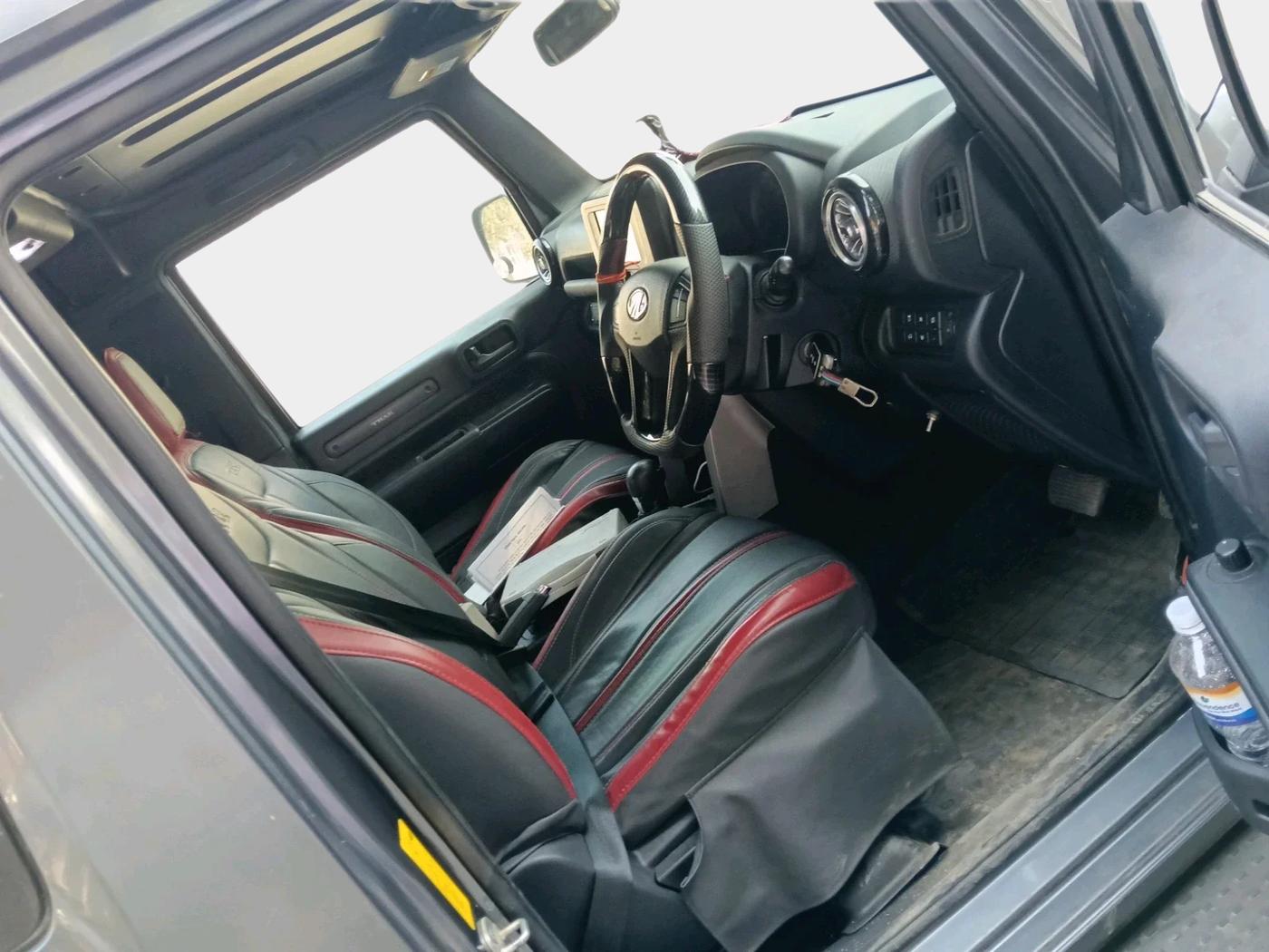 2021 Mahindra Thar LX PETROL HT 4WD AT, Petrol, Automatic, 51,112 km, interior