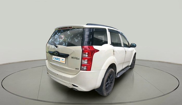 2016 Mahindra XUV500 W4, Diesel, Manual, 1,02,864 km, exterior