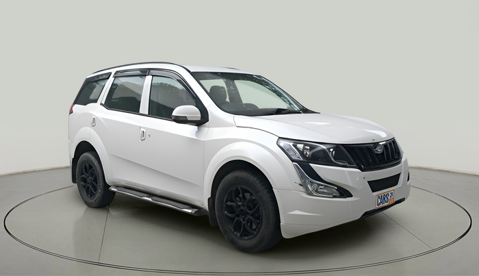 2016 Mahindra XUV500 W4, Diesel, Manual, 1,02,864 km, exterior