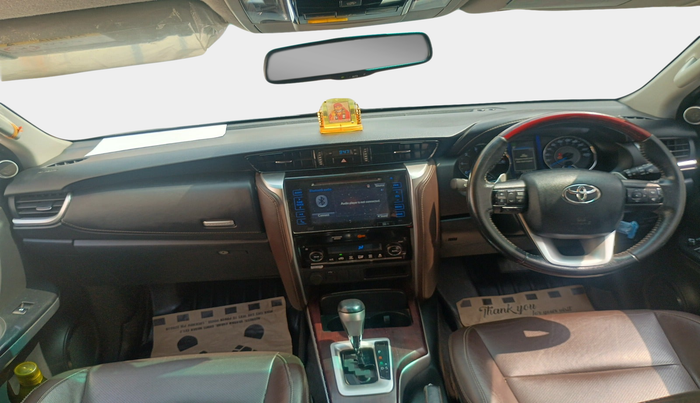 2020 Toyota Fortuner 2.8 4X2 AT, Diesel, Automatic, 1,91,716 km, interior