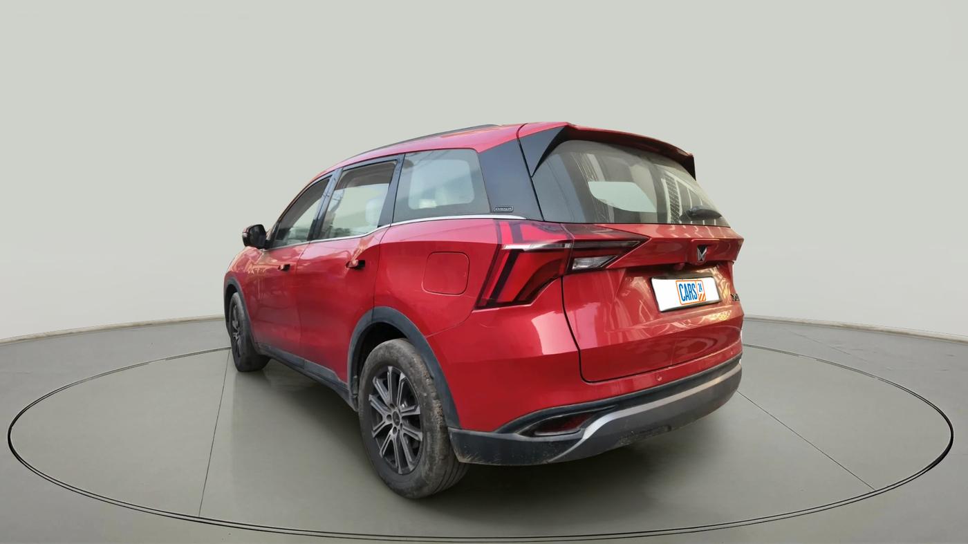 2023 Mahindra XUV700 AX 7 LUXURY D AT 7 STR, Diesel, Automatic, 25,318 km, exterior