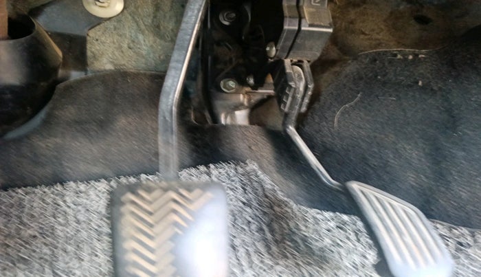 2013 Toyota Etios Liva GD, Diesel, Manual, 1,17,738 km, interior