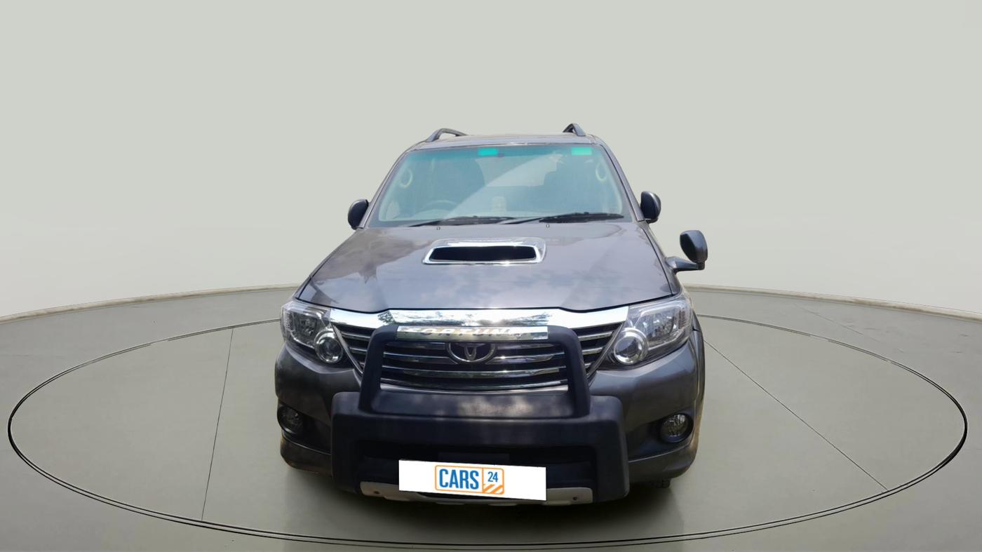 2013 Toyota Fortuner 3.0 4X4 MT, Diesel, Manual, 2,37,233 km, exterior