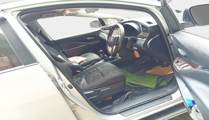 2019 Toyota Innova Crysta 2.4 GX 7 STR, Diesel, Manual, 1,55,823 km, interior