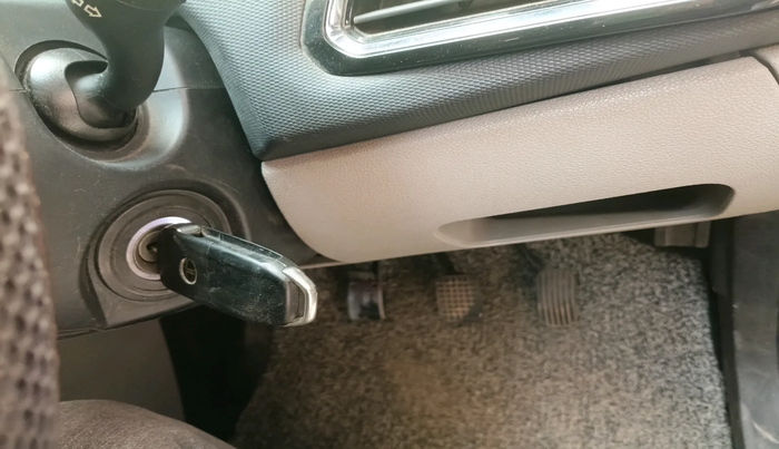 2018 Tata Tiago XZ PETROL, Petrol, Manual, 40,743 km, interior