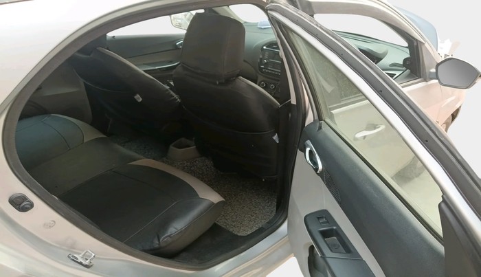 2018 Tata Tiago XZ PETROL, Petrol, Manual, 40,743 km, interior