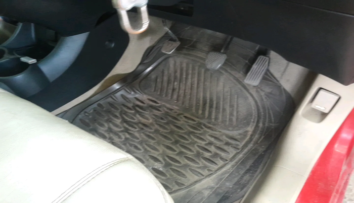 2012 Honda Brio V MT, Petrol, Manual, 85,493 km, interior