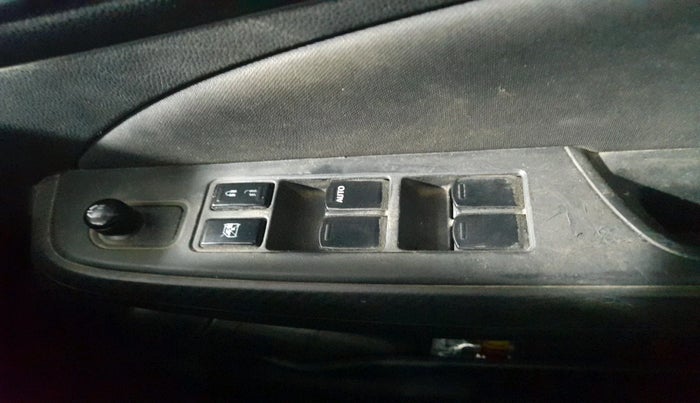 2020 Maruti Swift VXI, Petrol, Manual, 1,11,026 km, interior