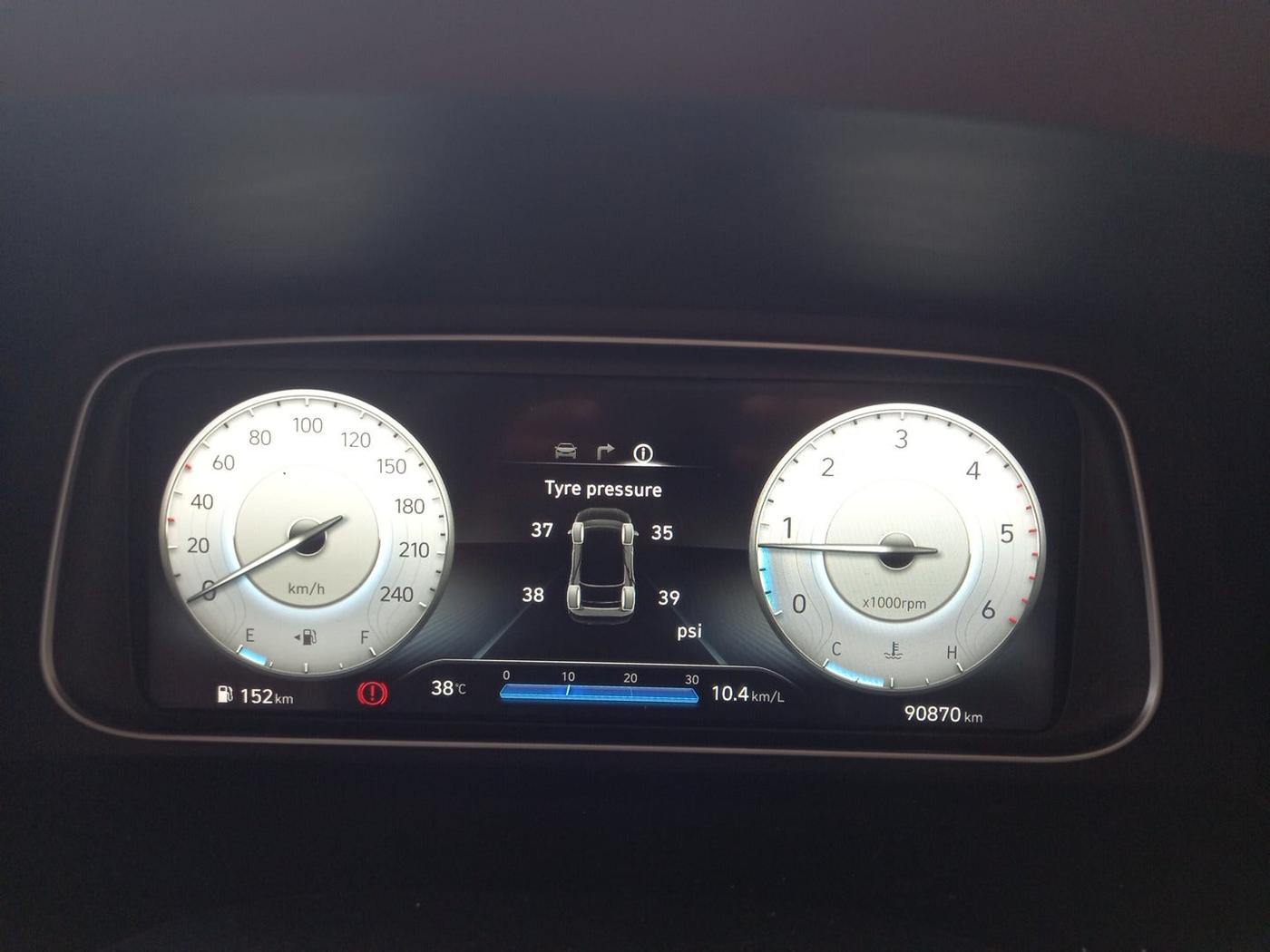 2021 Hyundai ALCAZAR PLATINUM 1.5 MT 7STR, Diesel, Manual, 90,870 km, interior
