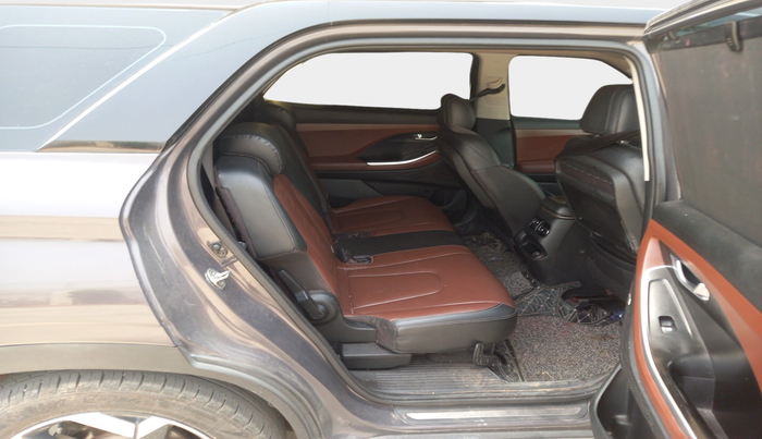 2021 Hyundai ALCAZAR PLATINUM 1.5 MT 7STR, Diesel, Manual, 90,870 km, interior