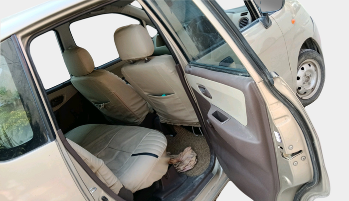 2010 Maruti Zen Estilo LXI, Petrol, Manual, 79,496 km, interior