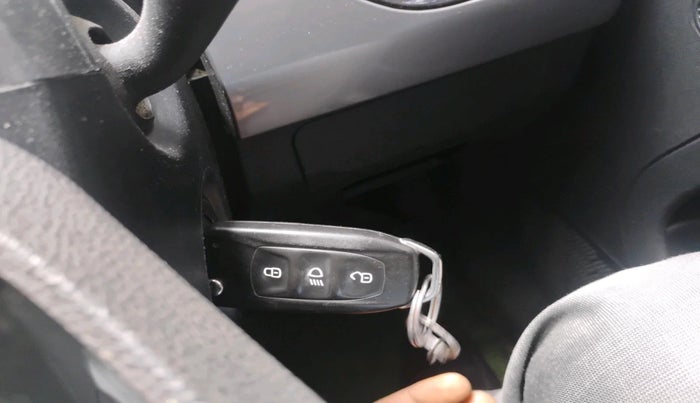 2023 Tata NEXON XM SUNROOF PETROL, Petrol, Manual, 55,386 km, interior