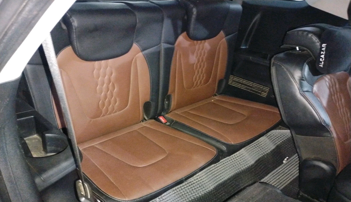 2021 Hyundai ALCAZAR 1.5 SIGNATURE (O) AT 6STR, Diesel, Automatic, 1,20,212 km, interior