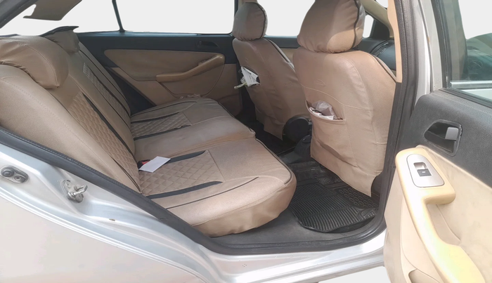 2011 Tata Indica Vista AURA QUADRAJET, Diesel, Manual, 1,36,818 km, interior