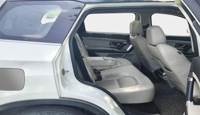 2021 Tata Safari XZ PLUS, Diesel, Manual, 97,215 km, interior