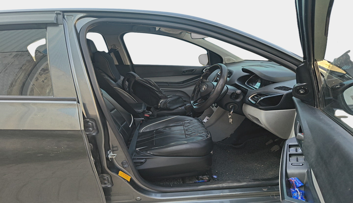 2022 Tata Tiago XT CNG, Petrol, Manual, 66,760 km, interior