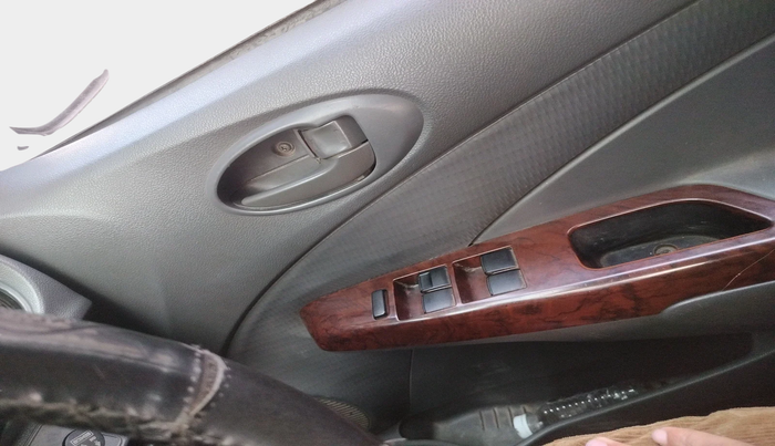 2013 Toyota Etios VD, Diesel, Manual, 1,98,997 km, interior