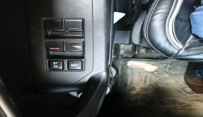 2019 Maruti Vitara Brezza ZDI PLUS, Diesel, Manual, 68,830 km, interior