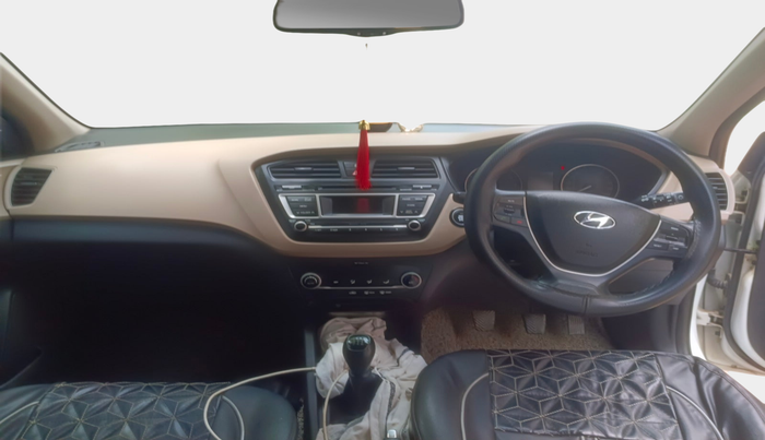 2015 Hyundai Elite i20 SPORTZ 1.2 (O), Petrol, Manual, 74,820 km, interior