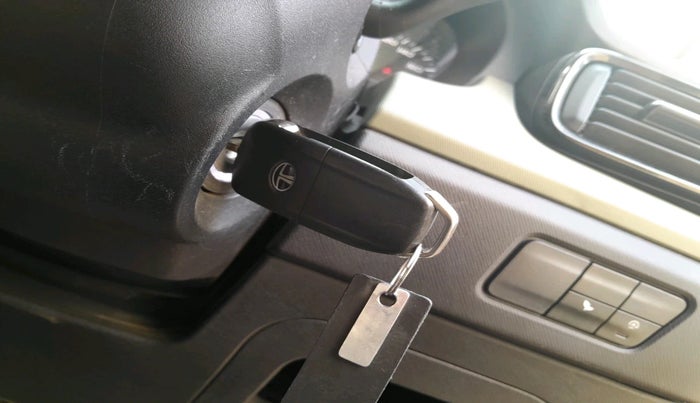 2023 Tata PUNCH ADVENTURE MT, Petrol, Manual, 39,642 km, interior