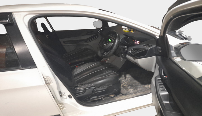 2022 Tata Tiago XT CNG, Petrol, Manual, 49,076 km, interior